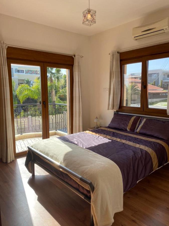 Episkopi Villa, Luxury 4 Bedroom With Pool - ลิมาซอล ภายนอก รูปภาพ
