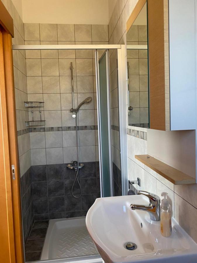 Episkopi Villa, Luxury 4 Bedroom With Pool - ลิมาซอล ภายนอก รูปภาพ